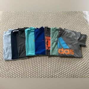 Lot of boys 8 short sleeve t-shirts.